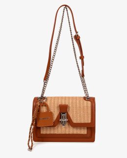 Sac porté épaule à rabat en paille et synthétique camel pour un look estival affirmé - Léna - vue face - Chabrand