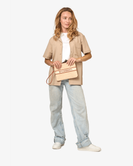 Pochette camel en synthétique effet cuir et paille de moyen format -silhouette - Chabrand - Émilie