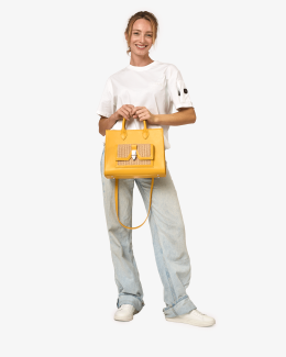 Grand sac cabas d'été jaune en paille et synthétique - silhouette - Léna - Chabrand